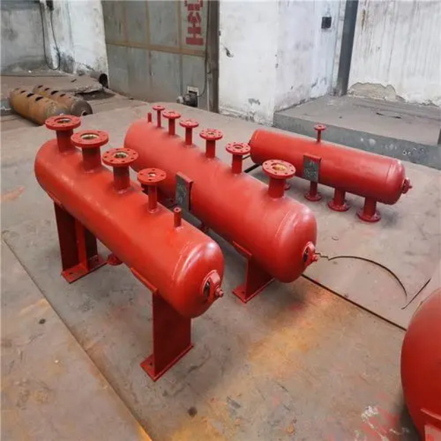 尼勒克分集水器安装高度